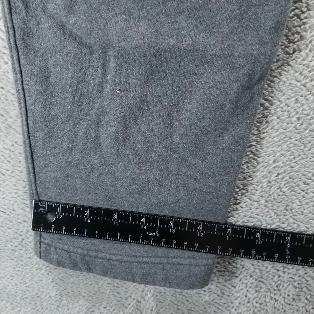 Nike Sweatpants Mens M Gray Fleece Tapered Elastic Waist Pockets Gym Workout‎